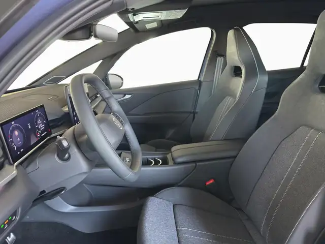 Volkswagen Id.3 view 9