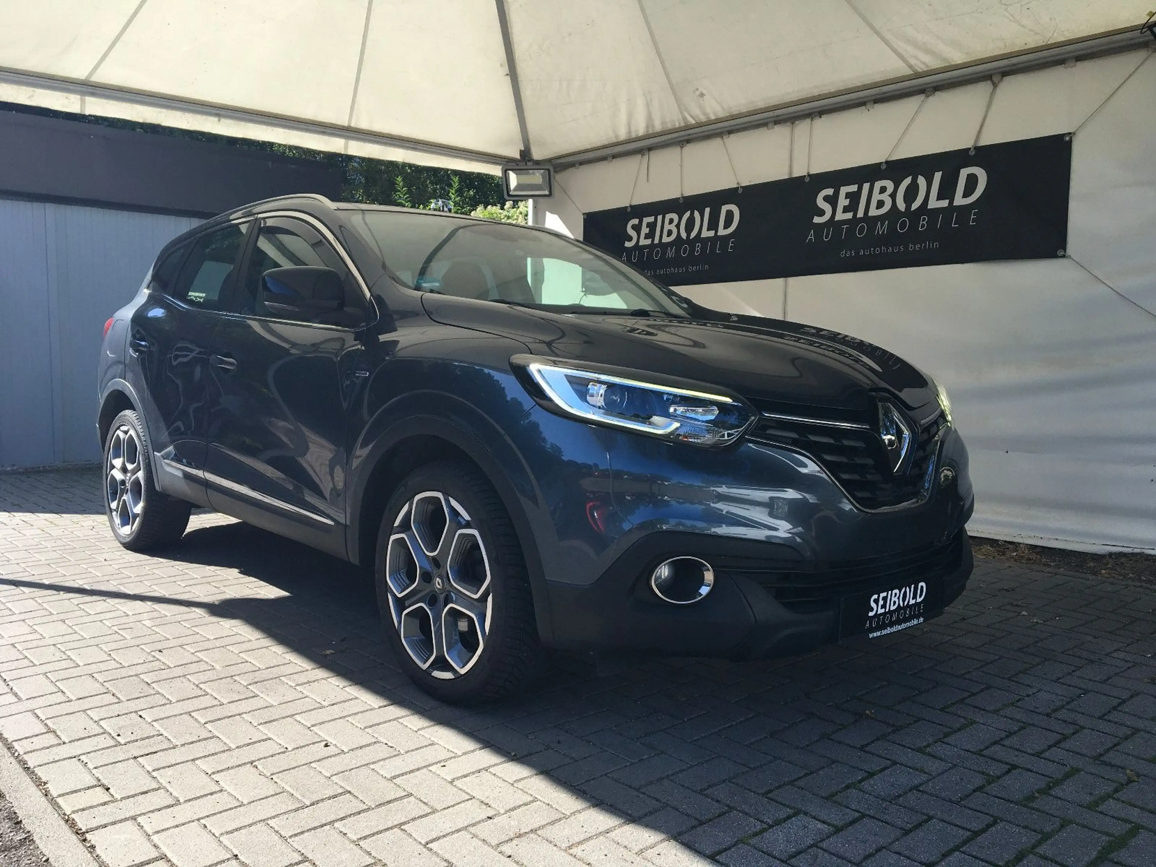 Renault Kadjar TCe 140 Limited/Navi/Klimatr/Temp/S&S/NSW — photo 2