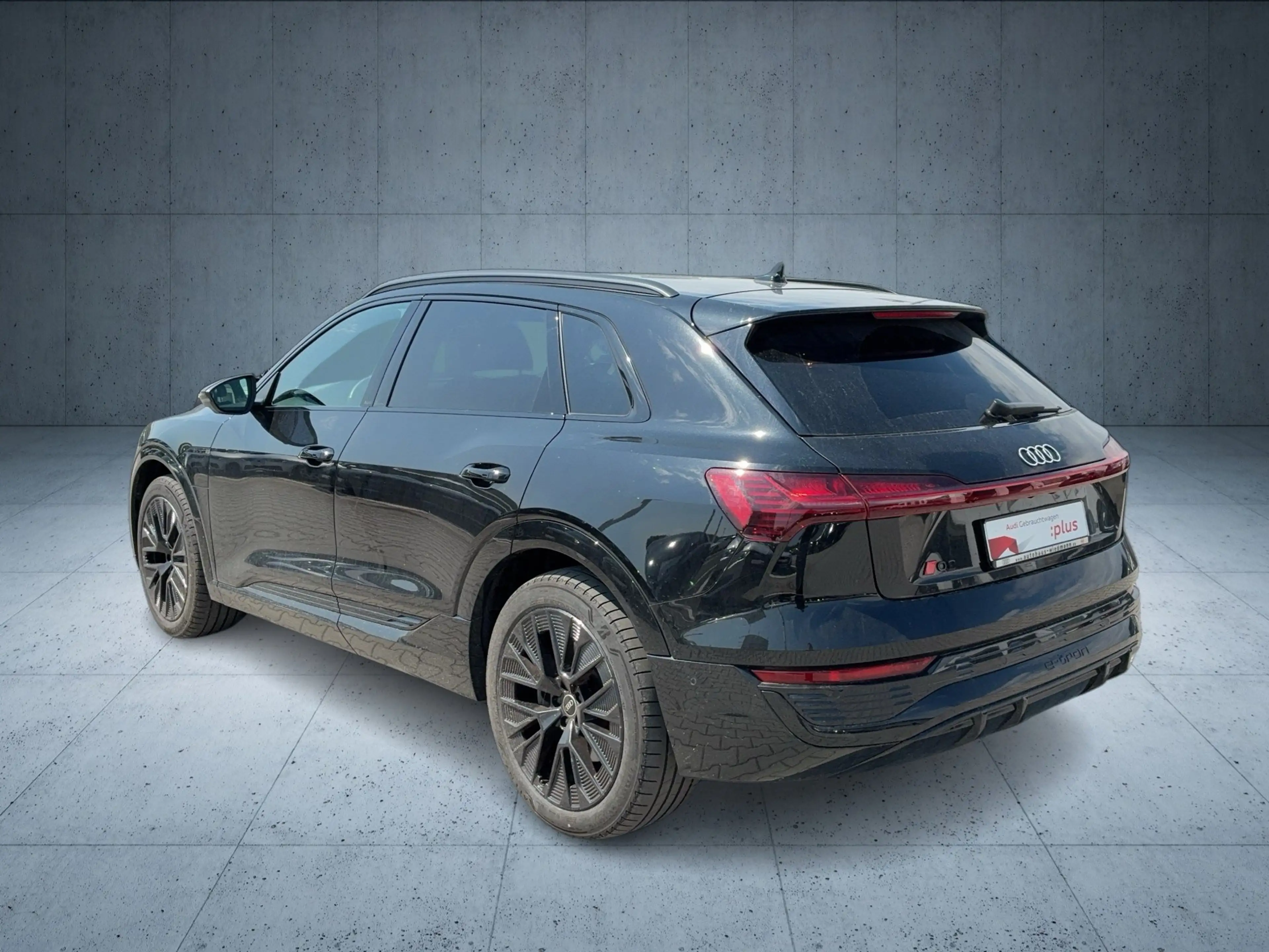 Audi Q8 e-tron S line 50 qu. Matrix 21 ACC 360 — photo 4
