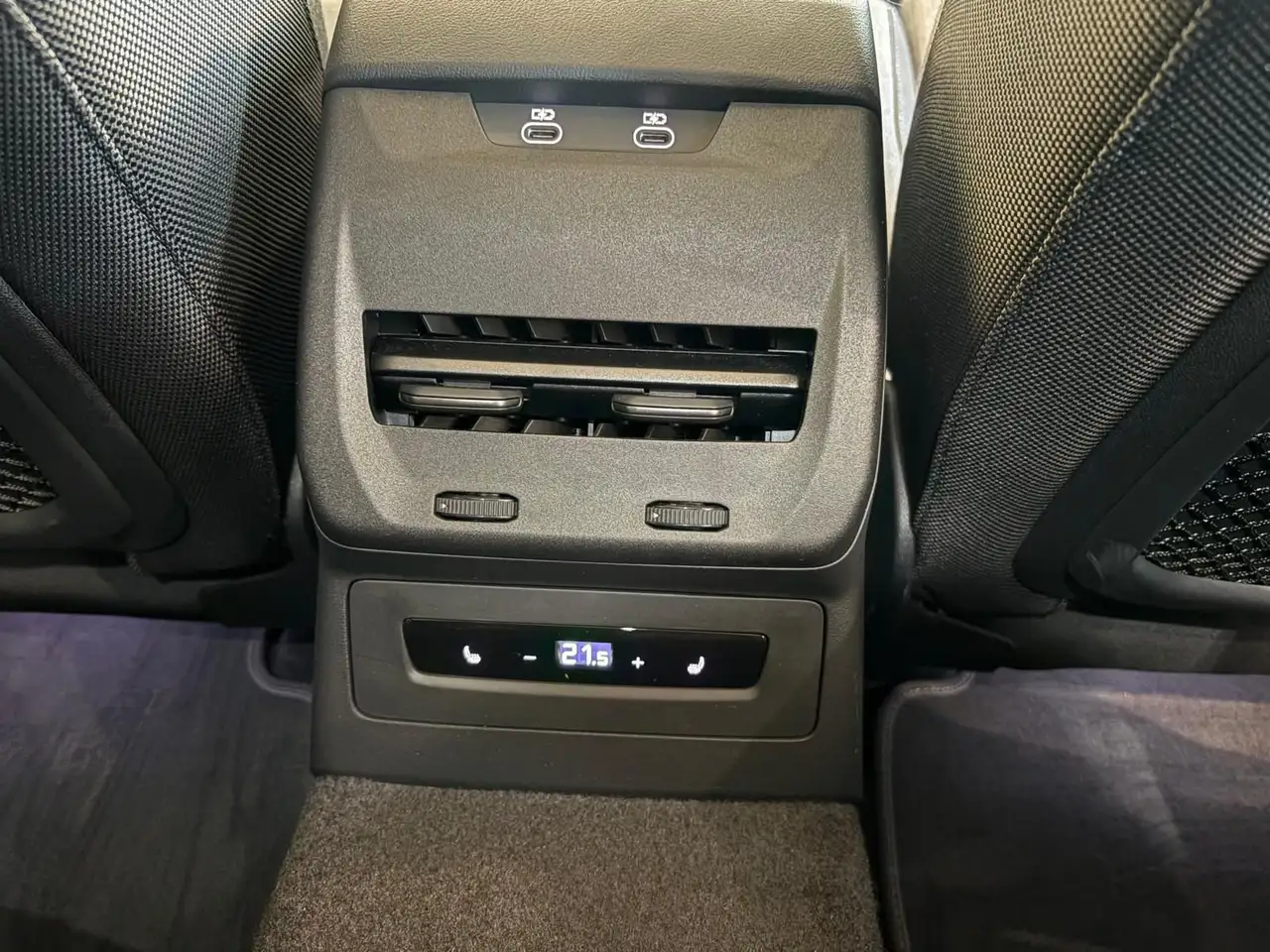 Audi A5 40 TDI quattro S tronic S line edition 8