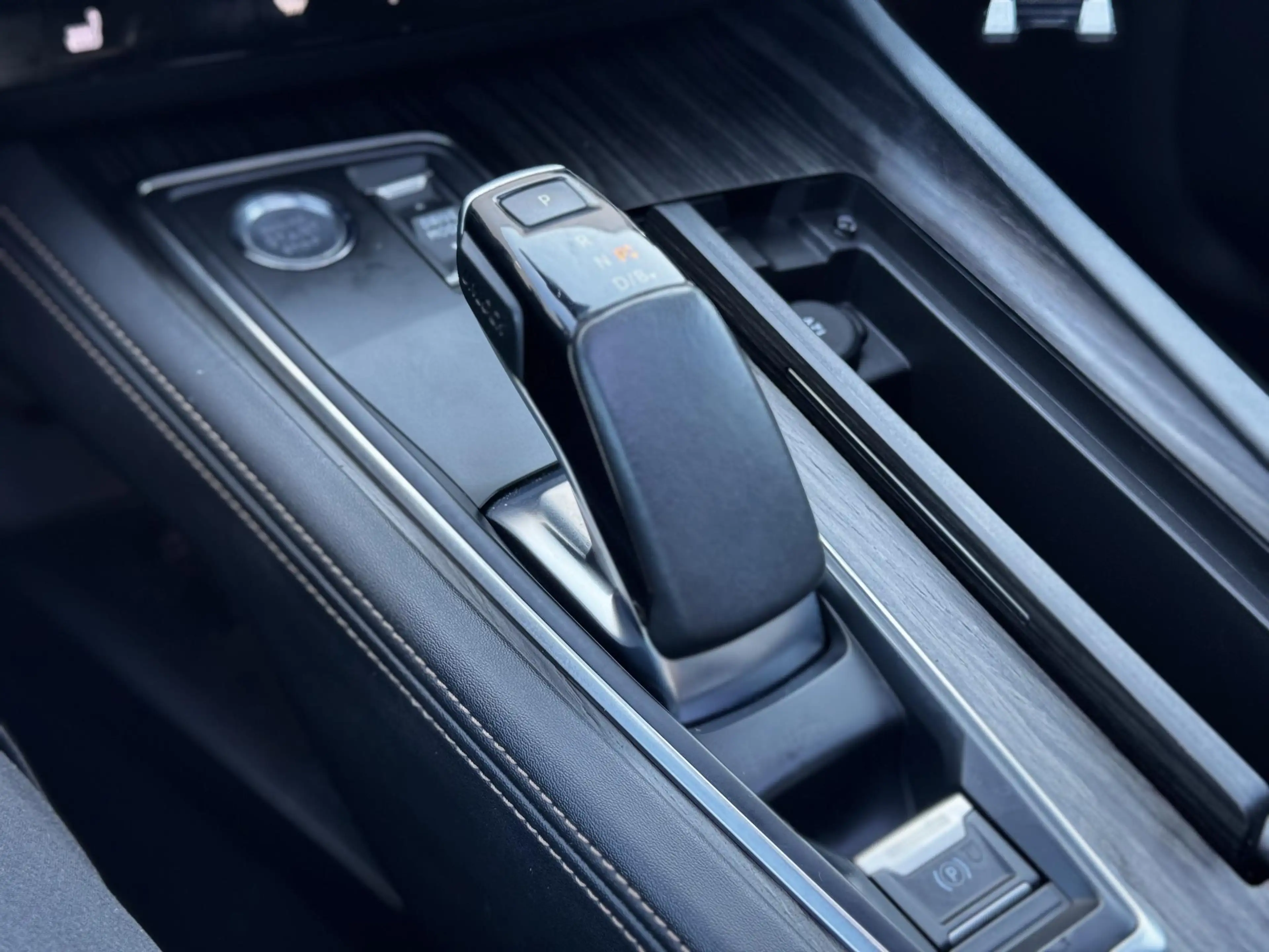 Peugeot 508 SW 1.6 HYbrid GT / Panoramadak / Adaptief Cruise C — photo 31