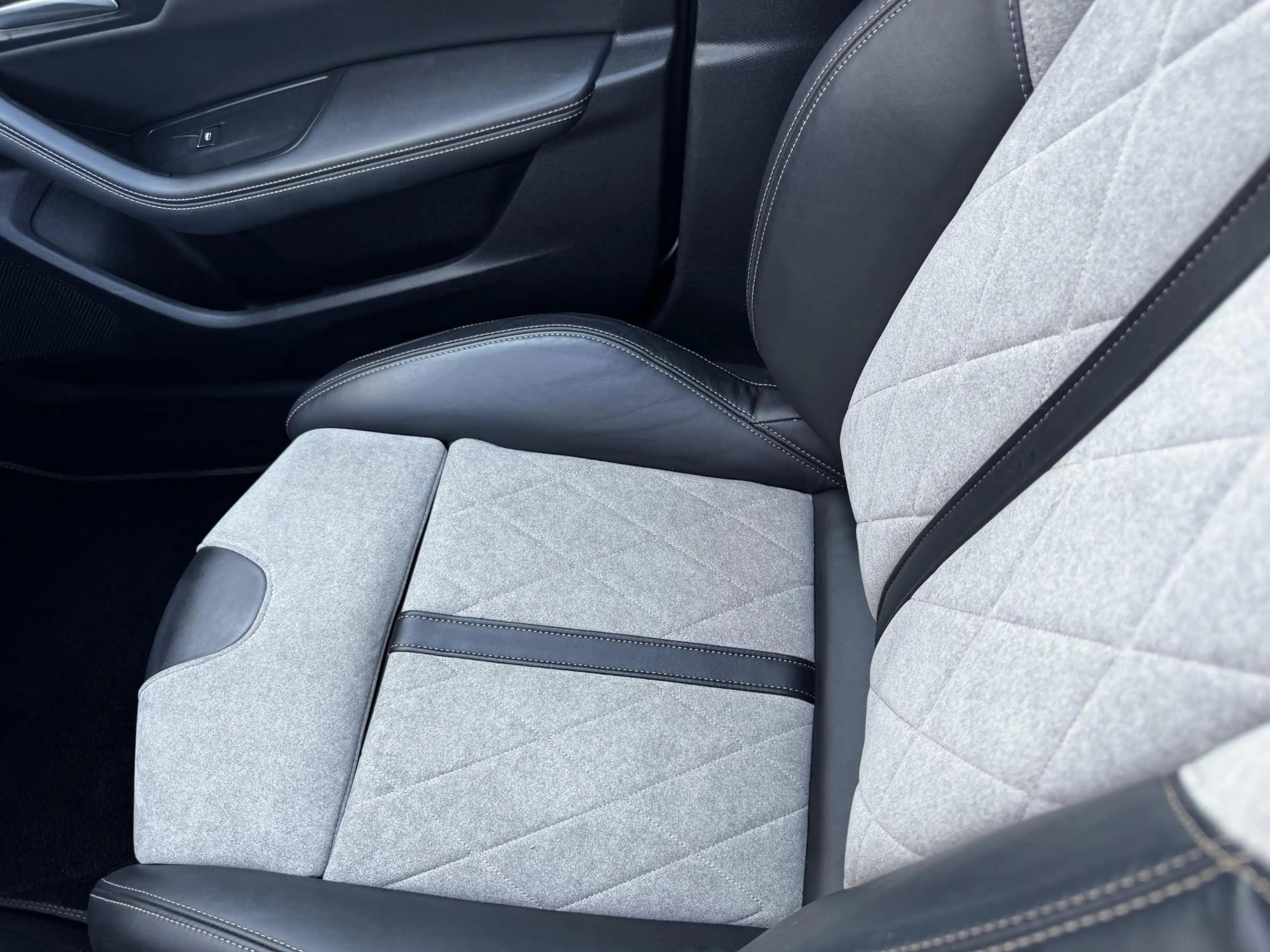 Peugeot 508 SW 1.6 HYbrid GT / Panoramadak / Adaptief Cruise C — photo 49