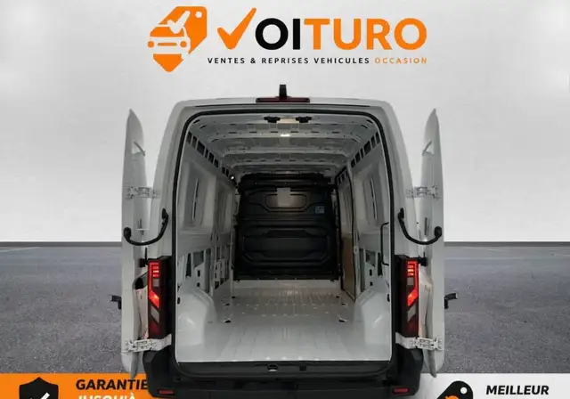 Renault Master view 4