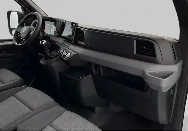 Renault Master view 6