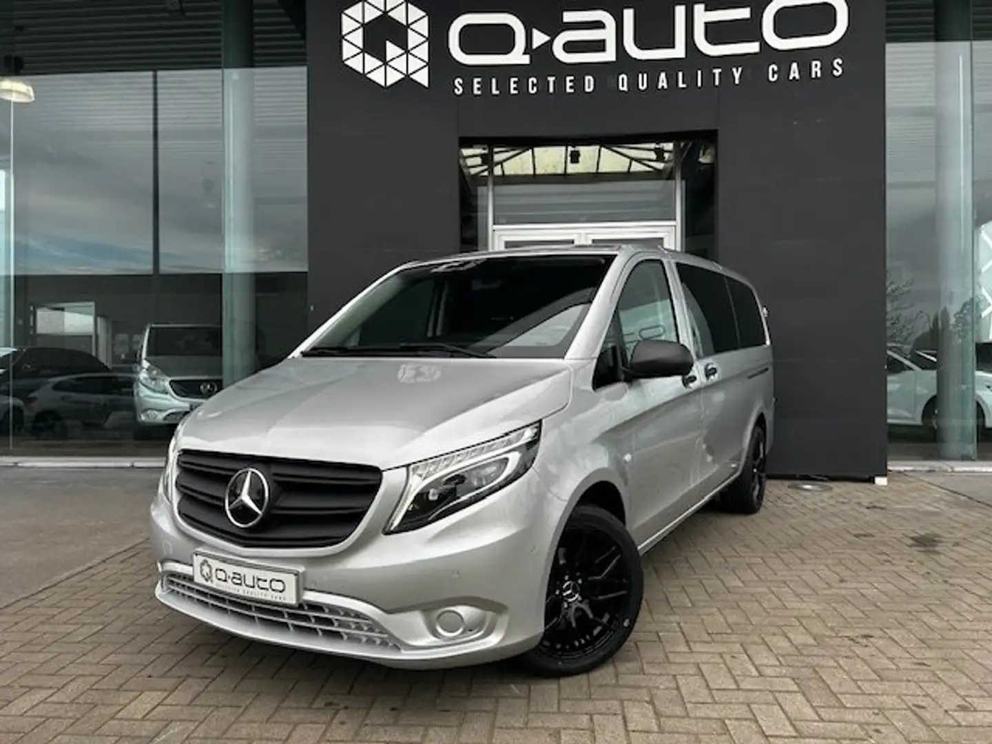 Mercedes-Benz Vito 116cdi Dubbel Cabine L2 Aut / GPS / LED / Cam Noir - 1