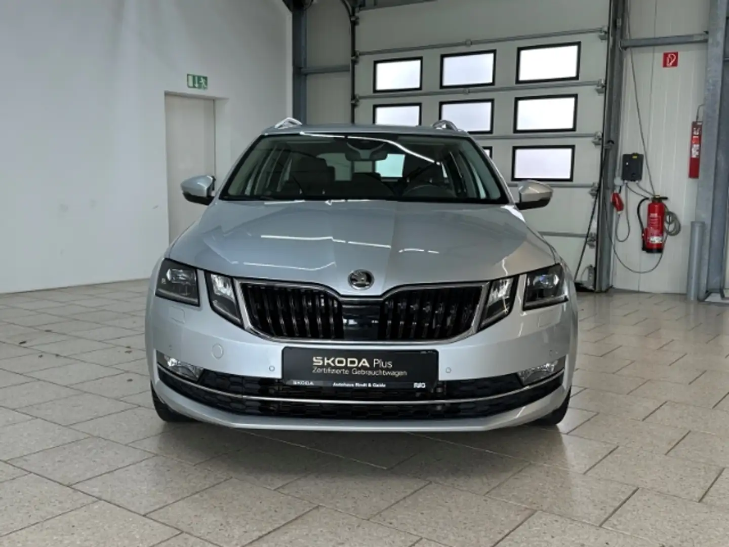 Skoda Octavia Combi Style 2.0 TDI DSG Navi ACC Kamera Argent - 2