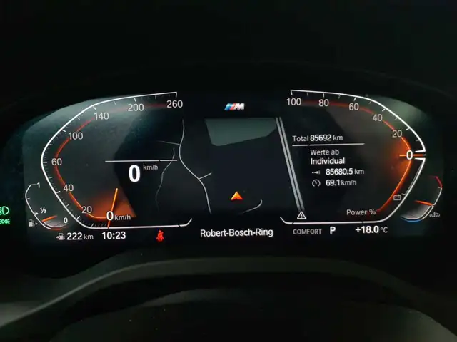 BMW X3 view 11