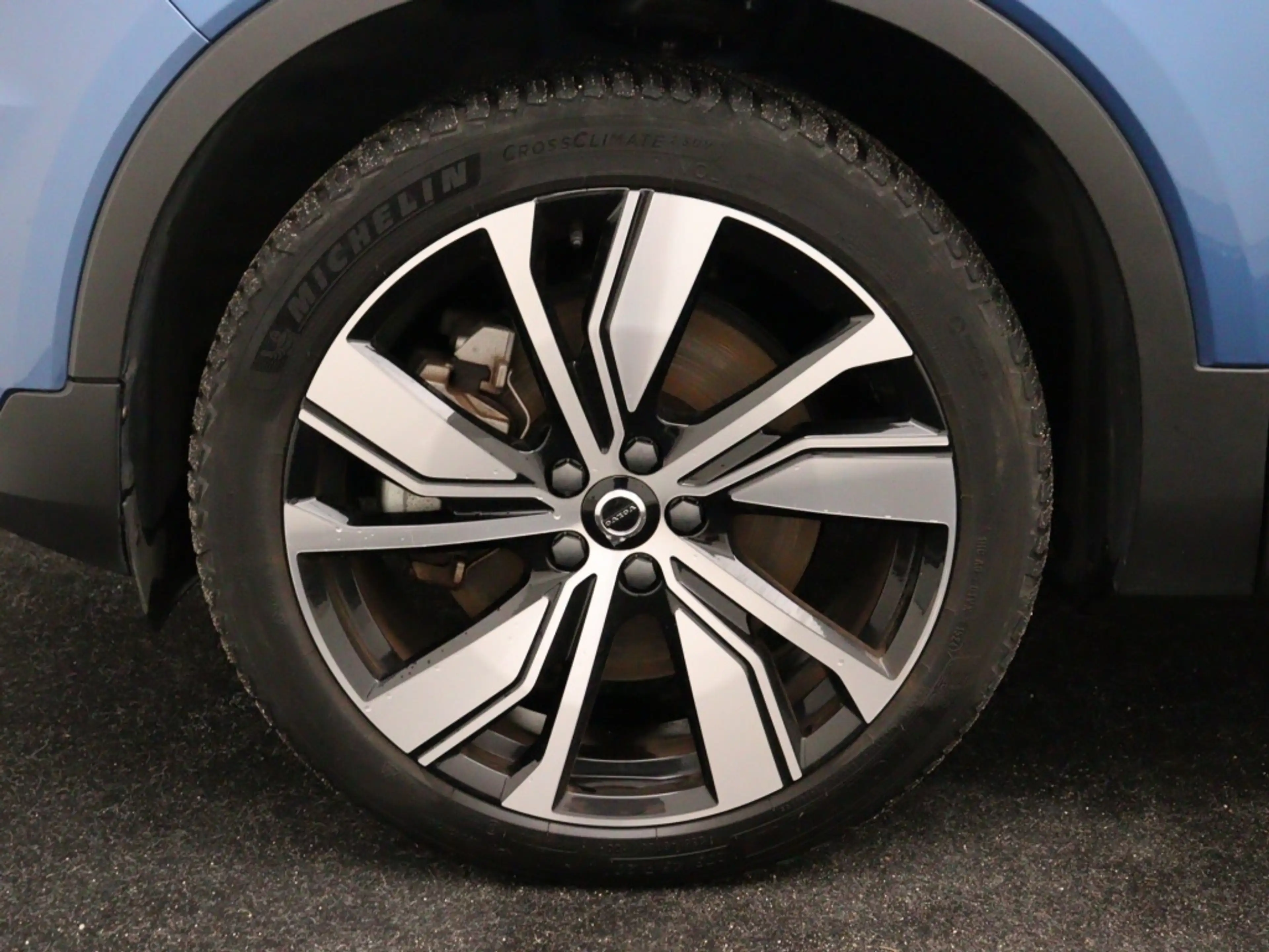 Volvo XC40 RECHARGE PURE ELECTRIC SCHUIFDAK HARMAN KARDON 20I — photo 8