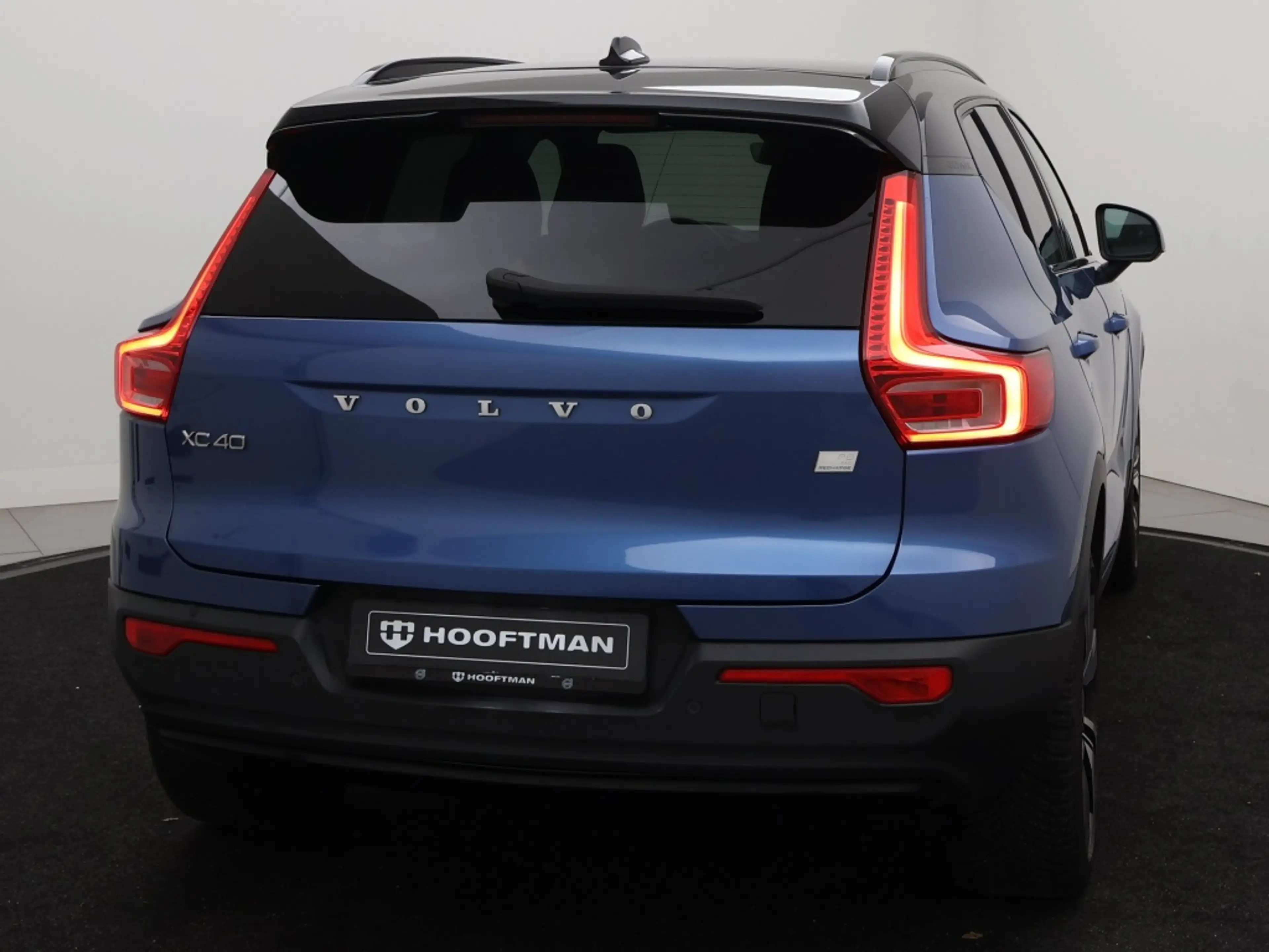 Volvo XC40 RECHARGE PURE ELECTRIC SCHUIFDAK HARMAN KARDON 20I — photo 5