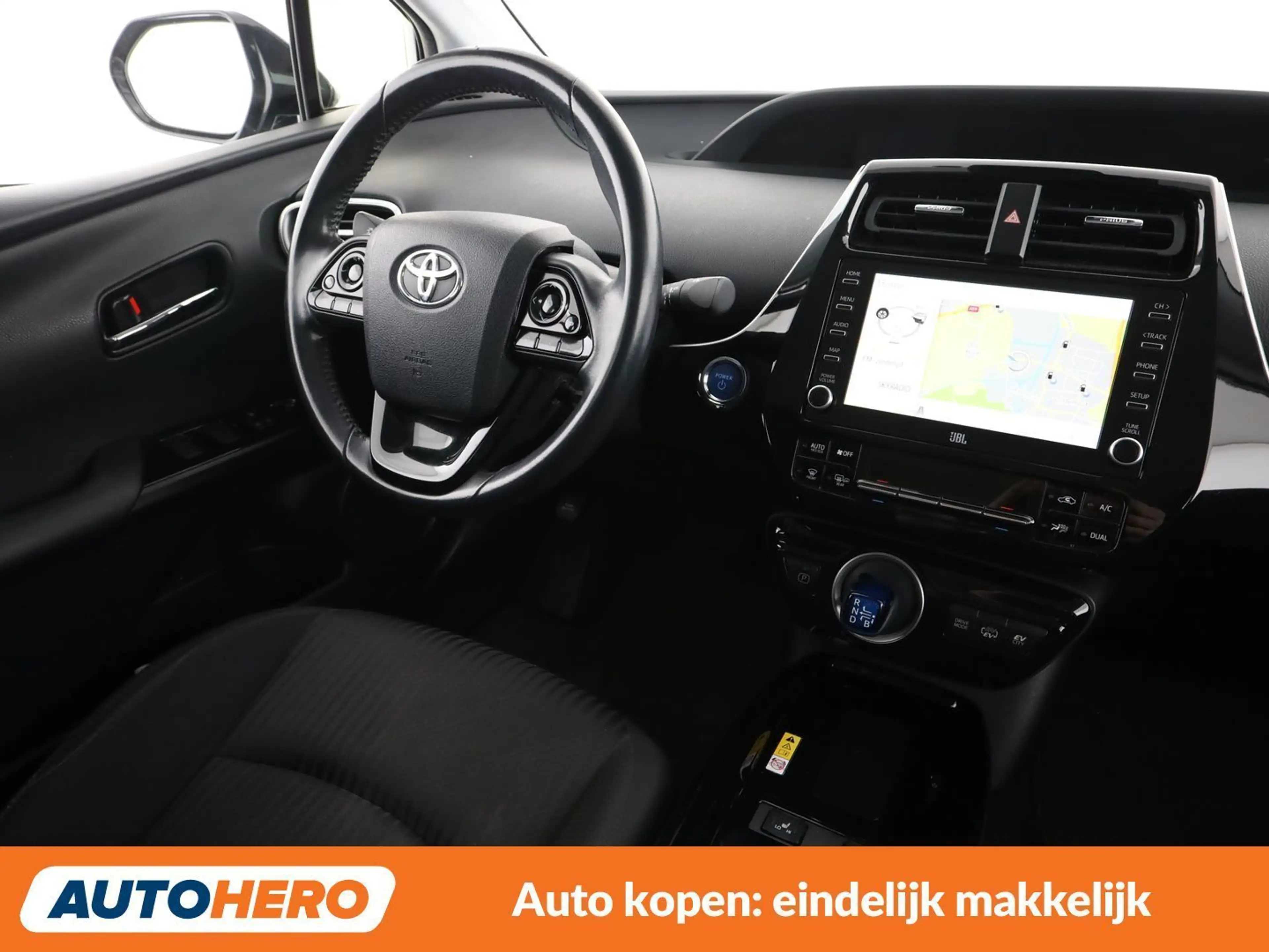 Toyota Prius 1.8 Plug-in Hybrid Dynamic Pack Premium — photo 13