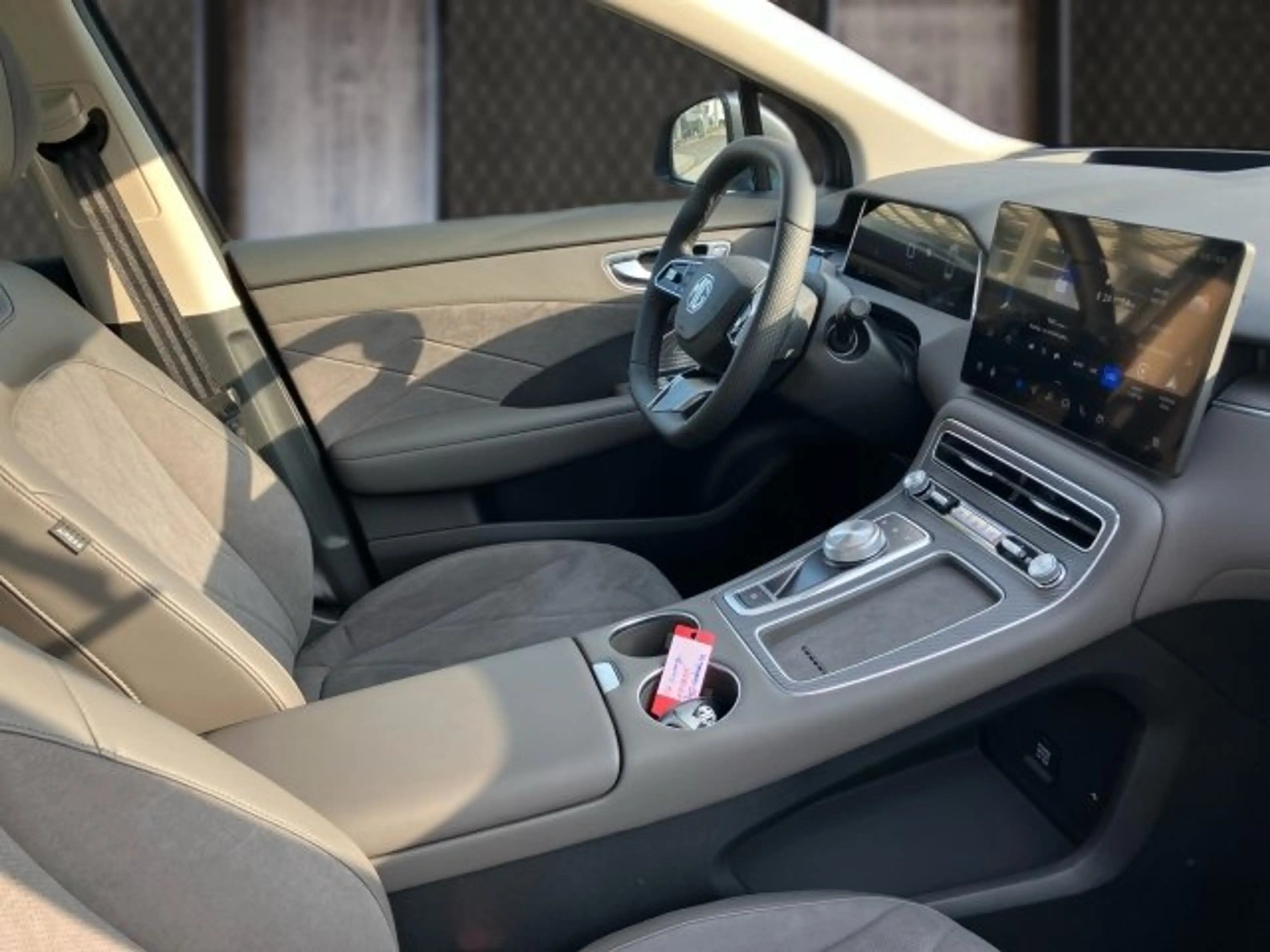 MG MGS6 EV S6 Luxury 4WD 77kwh/299kw — photo 6
