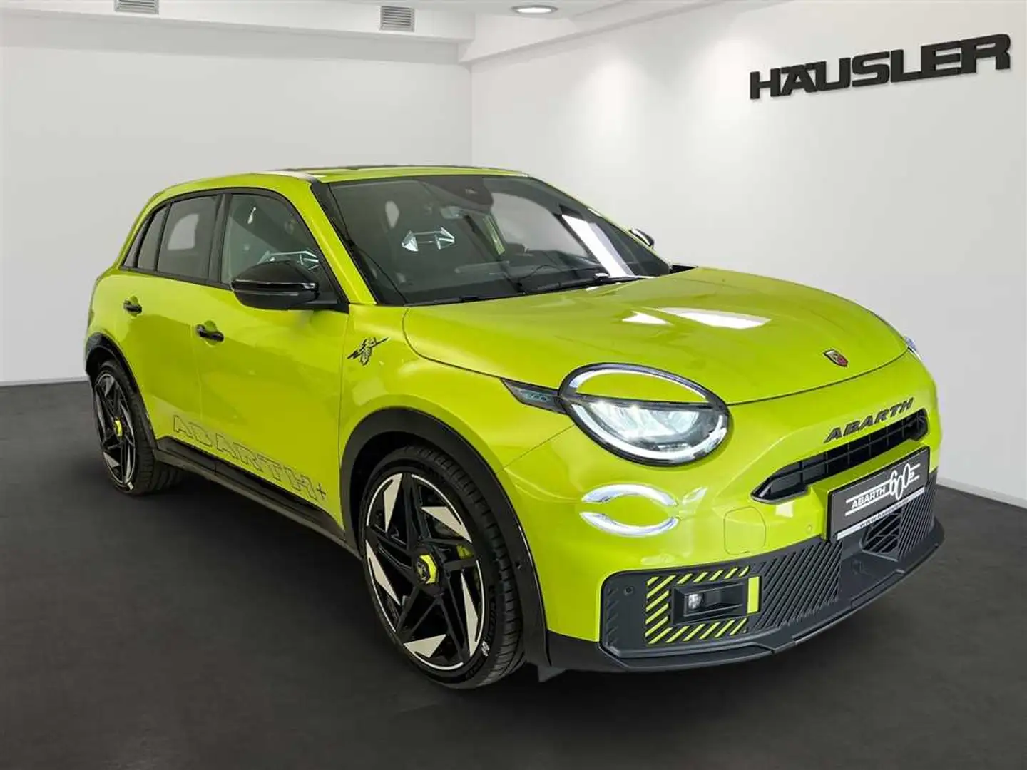 Abarth 600e Scorpionissima 207kW 280PS Vert - 2