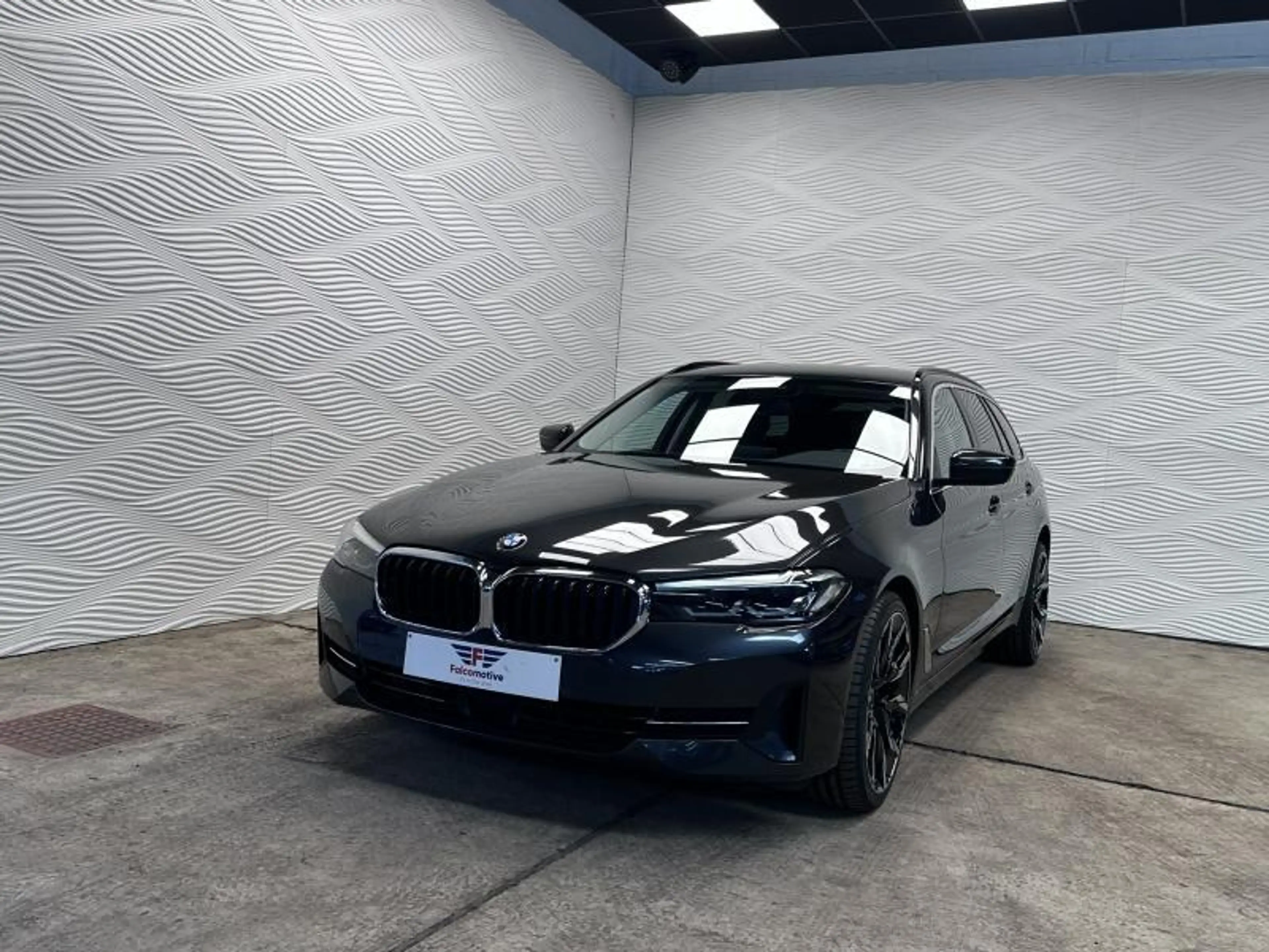 BMW 518 d*AUT*CARPLAY*ZTLVERW.*TOURING* — photo 4