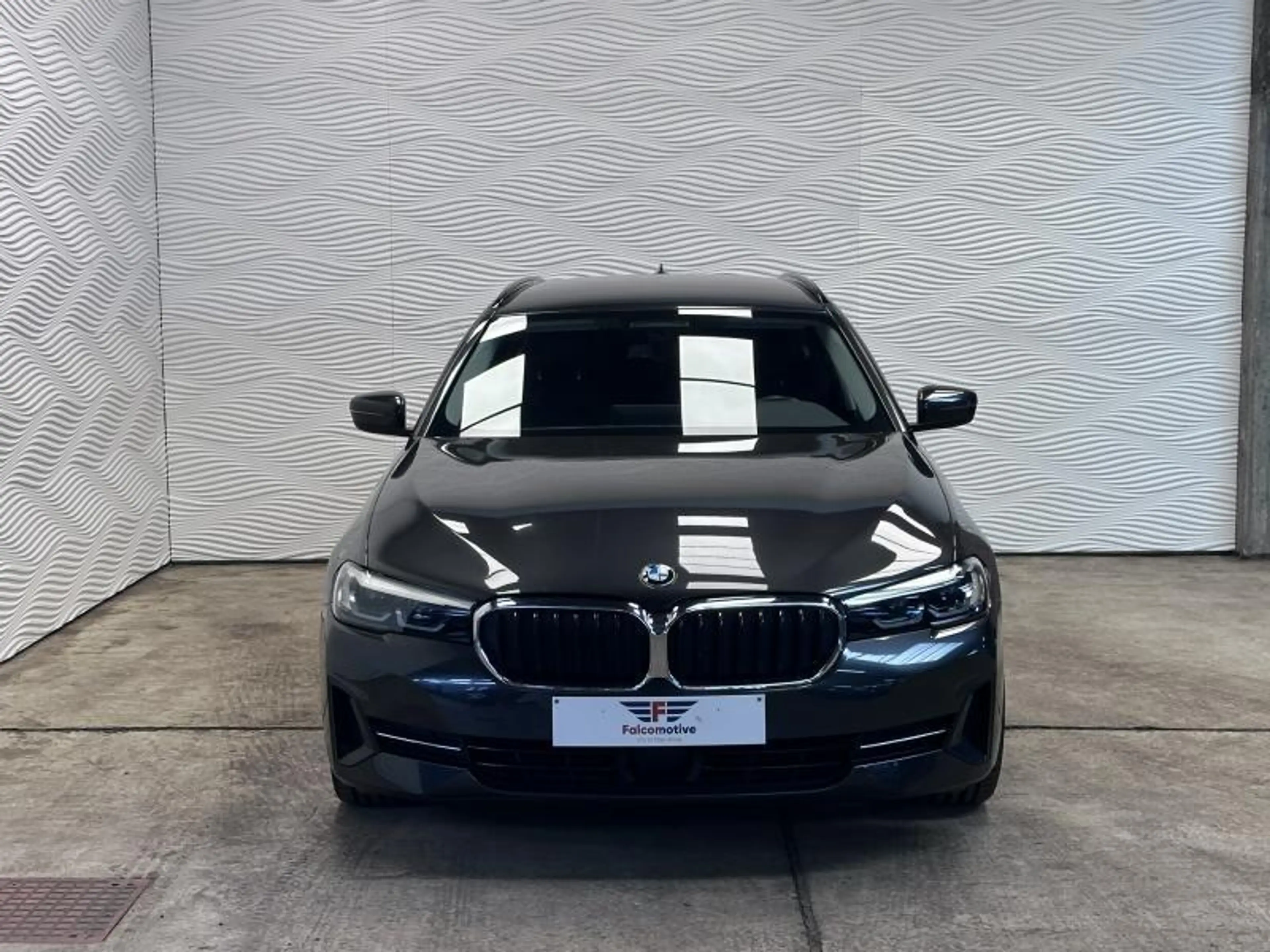 BMW 518 d*AUT*CARPLAY*ZTLVERW.*TOURING* — photo 5