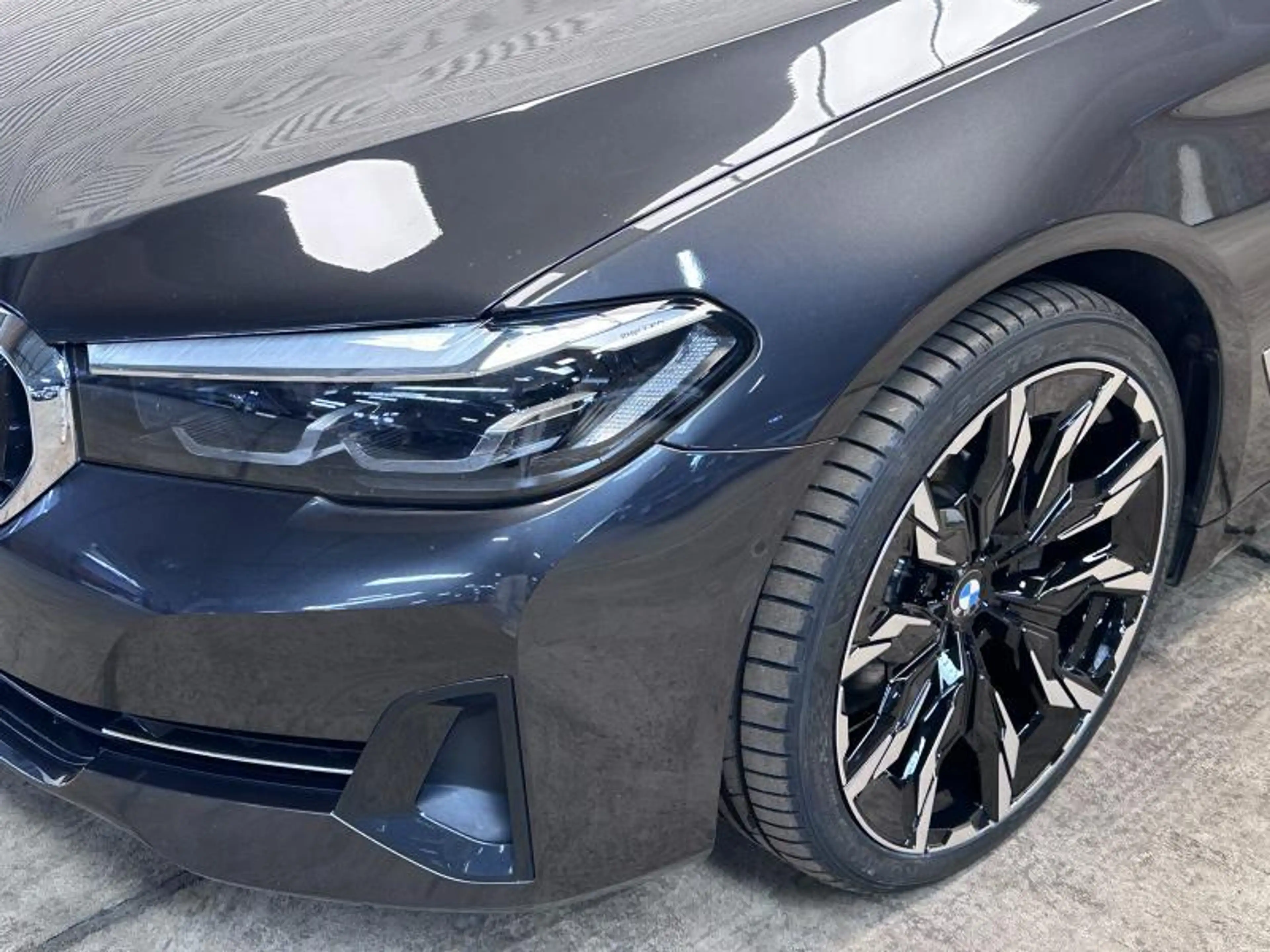 BMW 518 d*AUT*CARPLAY*ZTLVERW.*TOURING* — photo 7