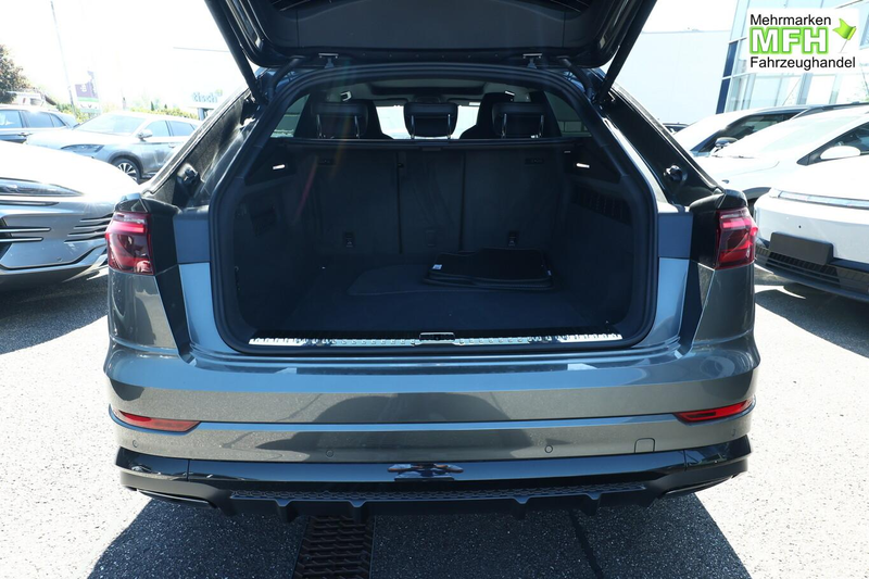 Audi Q8 S line 2xS AssistenzP+ 22Z Laser Pano B&O Leder... — photo 10