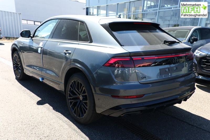 Audi Q8 S line 2xS AssistenzP+ 22Z Laser Pano B&O Leder... — photo 3