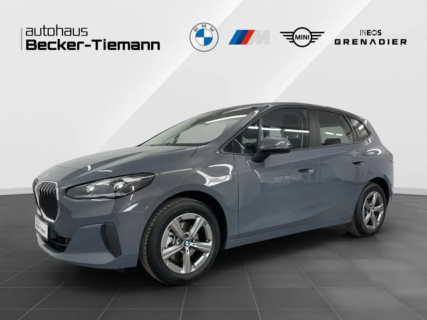 BMW 218 i Active Tourer,A,Navi,Komfortzugang,AHK,M Lederle Šedá - 1