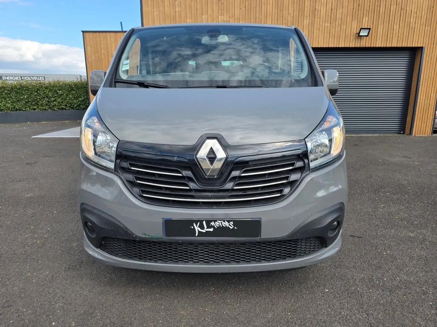 Renault Trafic 1.6L DCI 125 / 9 PLACES / 2 PORTES LATERALE / L2H1 Gris - 2