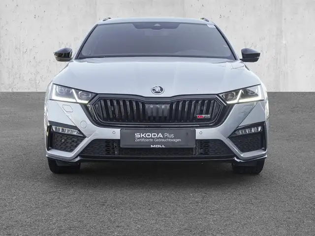 Skoda Octavia view 3