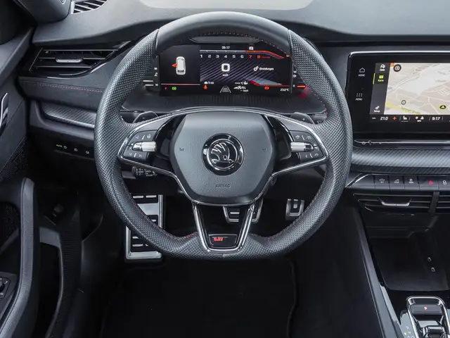 Skoda Octavia view 11