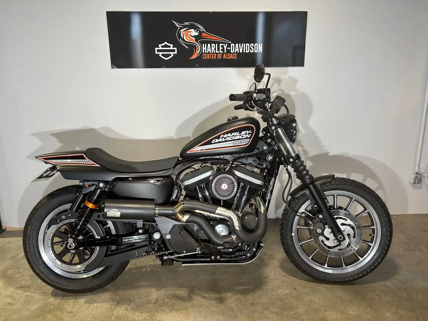 Harley-Davidson Sportster 883 - 1