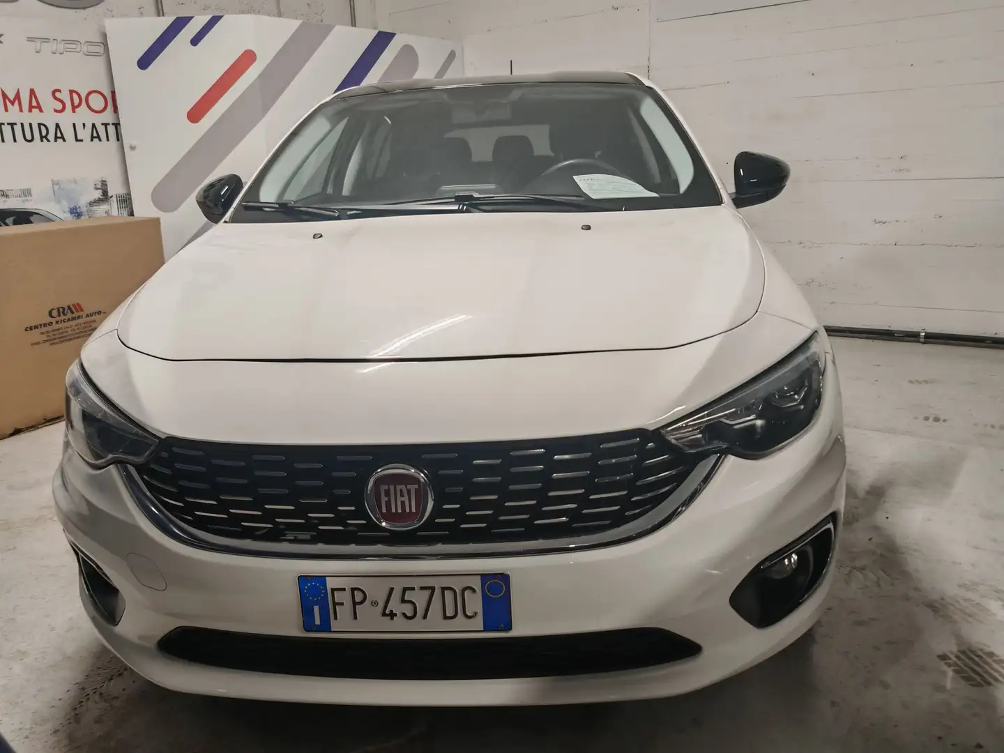Fiat Tipo 1.4 T-Jet 120 CV GPL 5 porte Lounge Bianco - 2