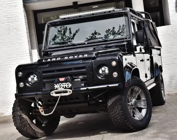 Land Rover Defender 130 DCPU CREW CAB *** RECARO SEATS / WINCH ***