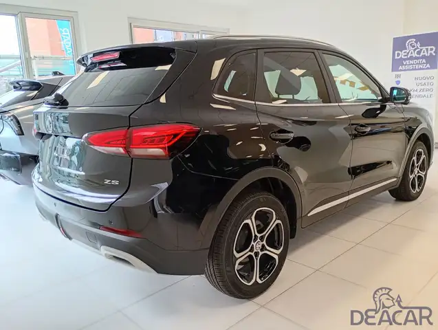 MG ZS view 5
