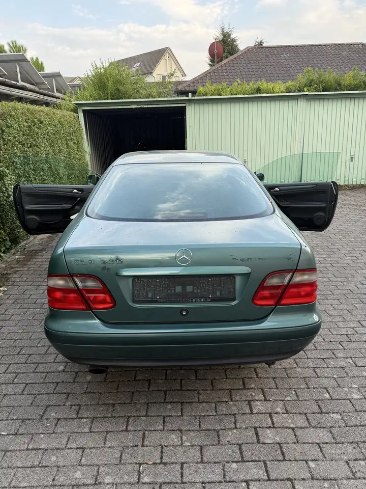 Mercedes-Benz CLK 230 Coupe Kompressor Elegance, foto 5