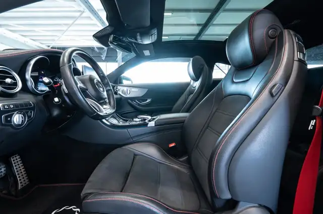 Mercedes-Benz C-Class view 14