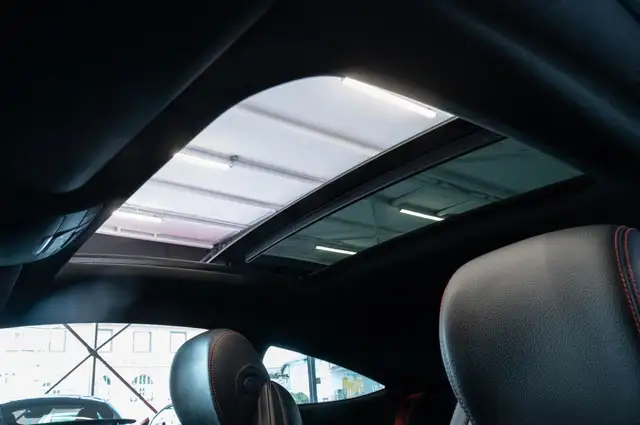 Mercedes-Benz C-Class view 16