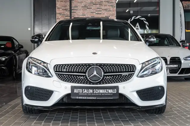 Mercedes-Benz C-Class view 5