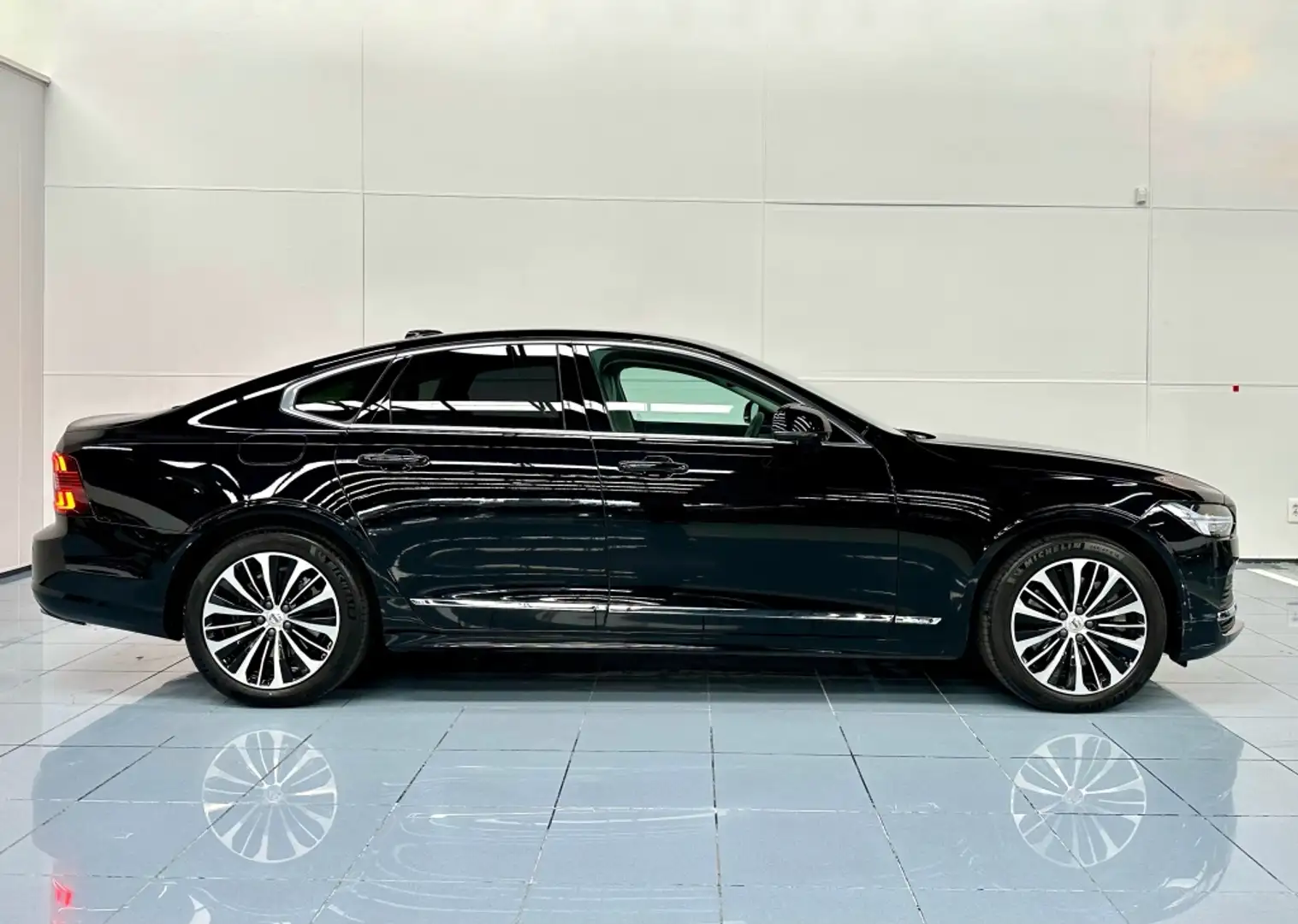 Volvo S90 T8 Recharge Core AWD Nero - 2