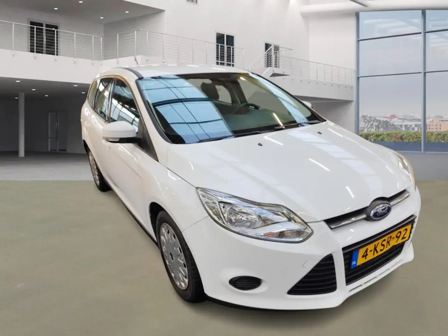 Ford Focus Wagon 1.6 TDCI ECOnetic Lease Trend Blanc - 2