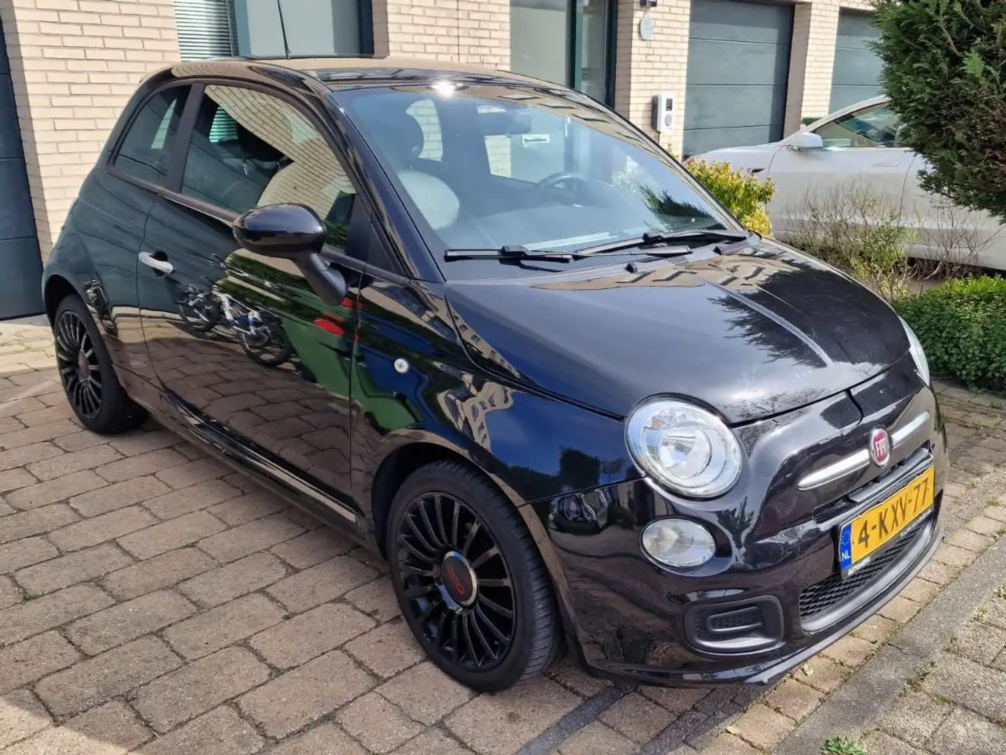 Fiat 500 0.9 TwinAir 500S Zwart - 2