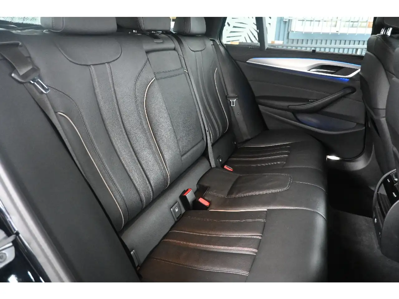 BMW 520 Touring 520d TwinPower Turbo 190 ch BVA8 M Sport — photo 3