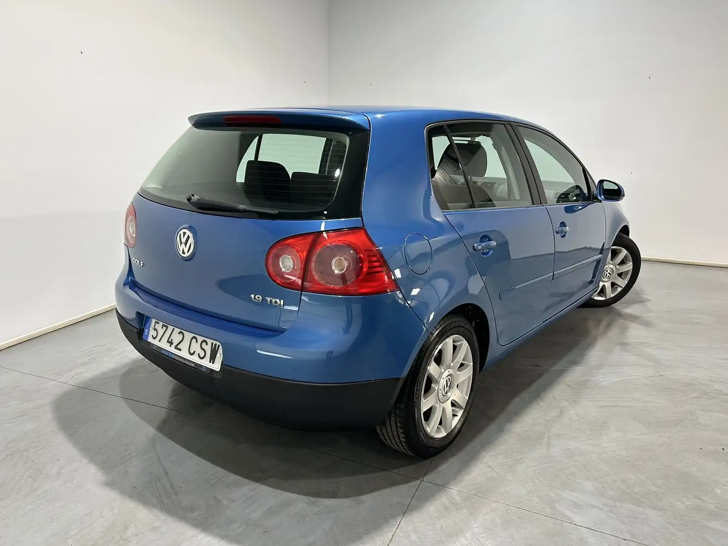 Volkswagen Golf 1.9TDI Sportline 105 Bleu - 2