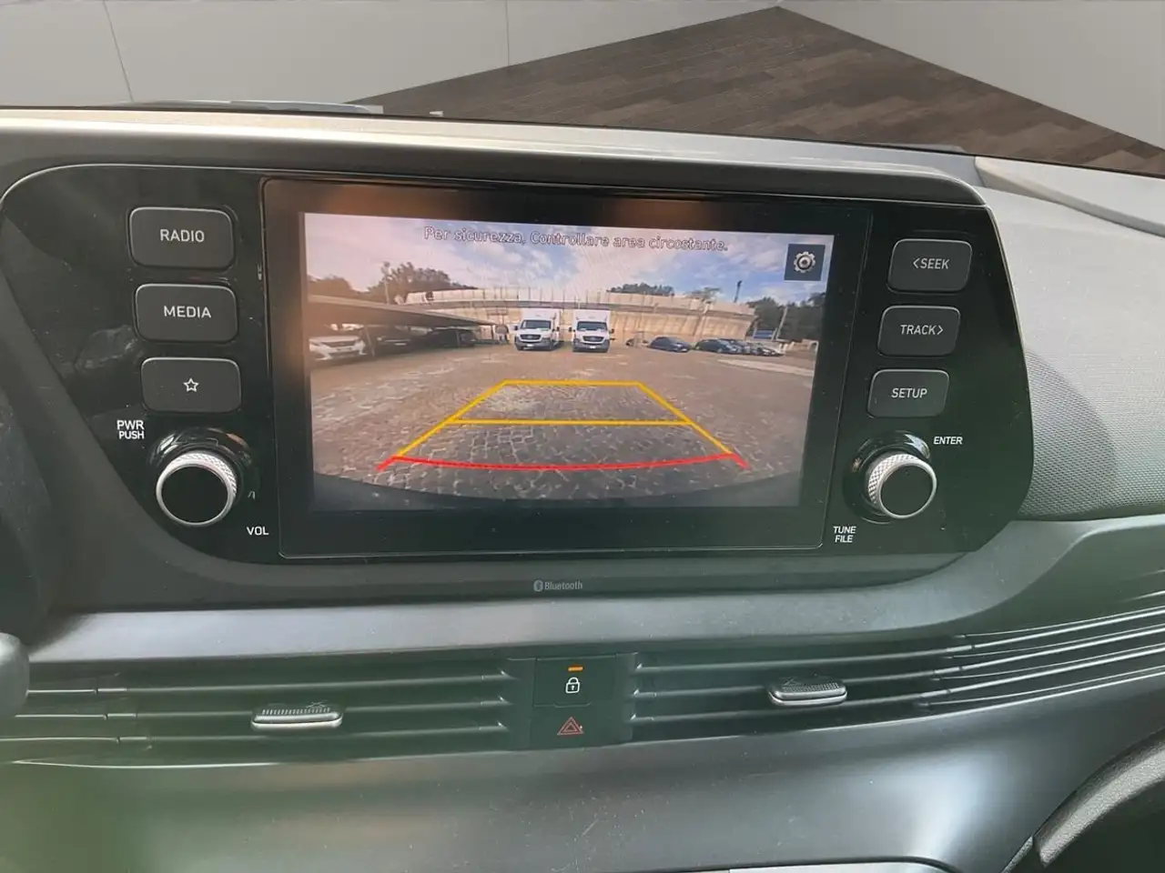 Hyundai i20 i20 1.2 Connectline Gpl 8