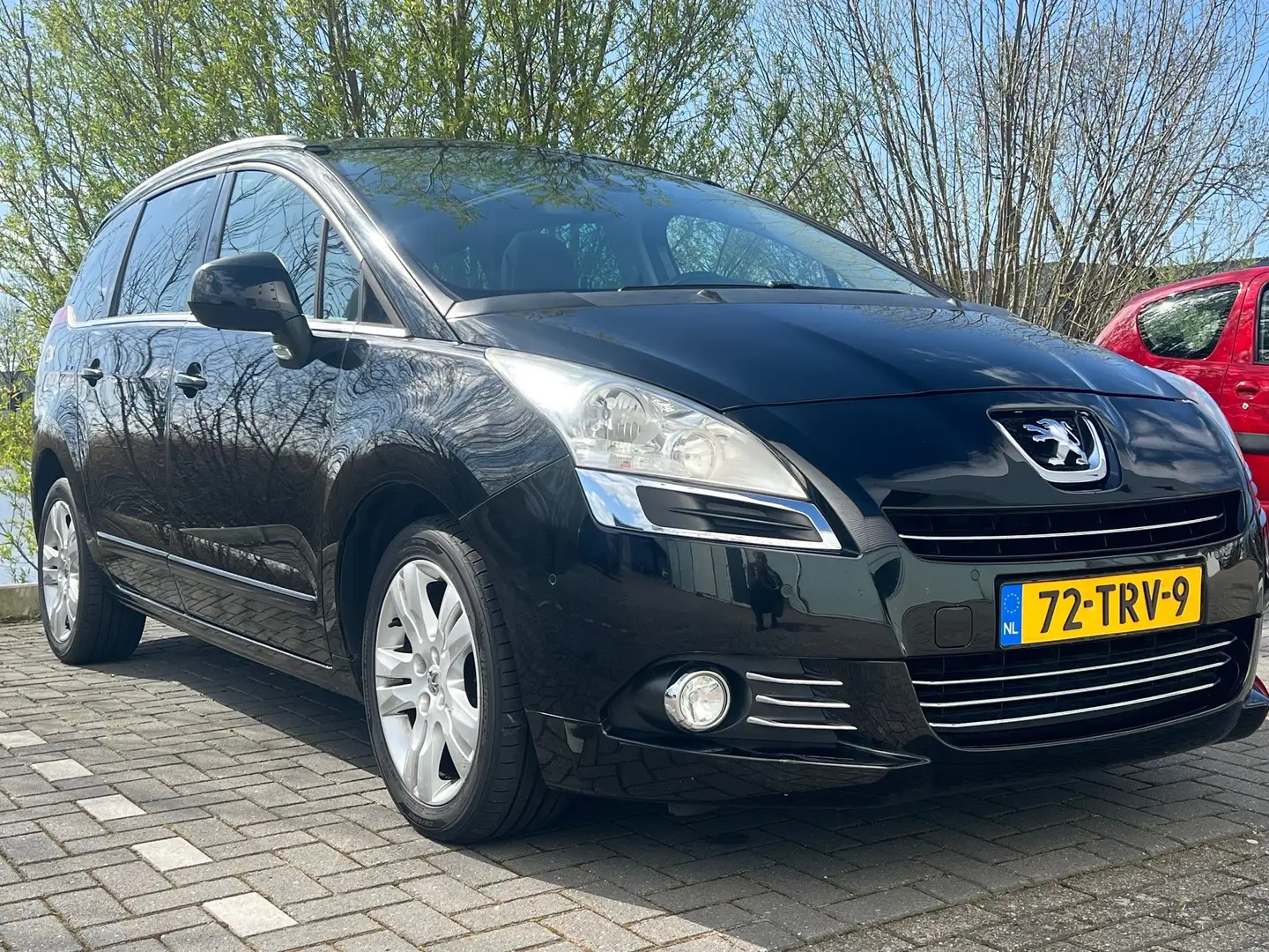 Peugeot 5008 5008+1.6+THP+B.L.+Exe+7p. Zwart - 2