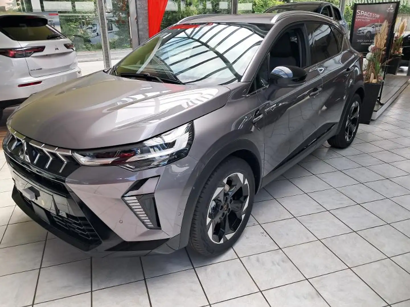 Mitsubishi ASX EDITION 1.8 Hybrid AT´´ MJ 26´´ Gris - 1