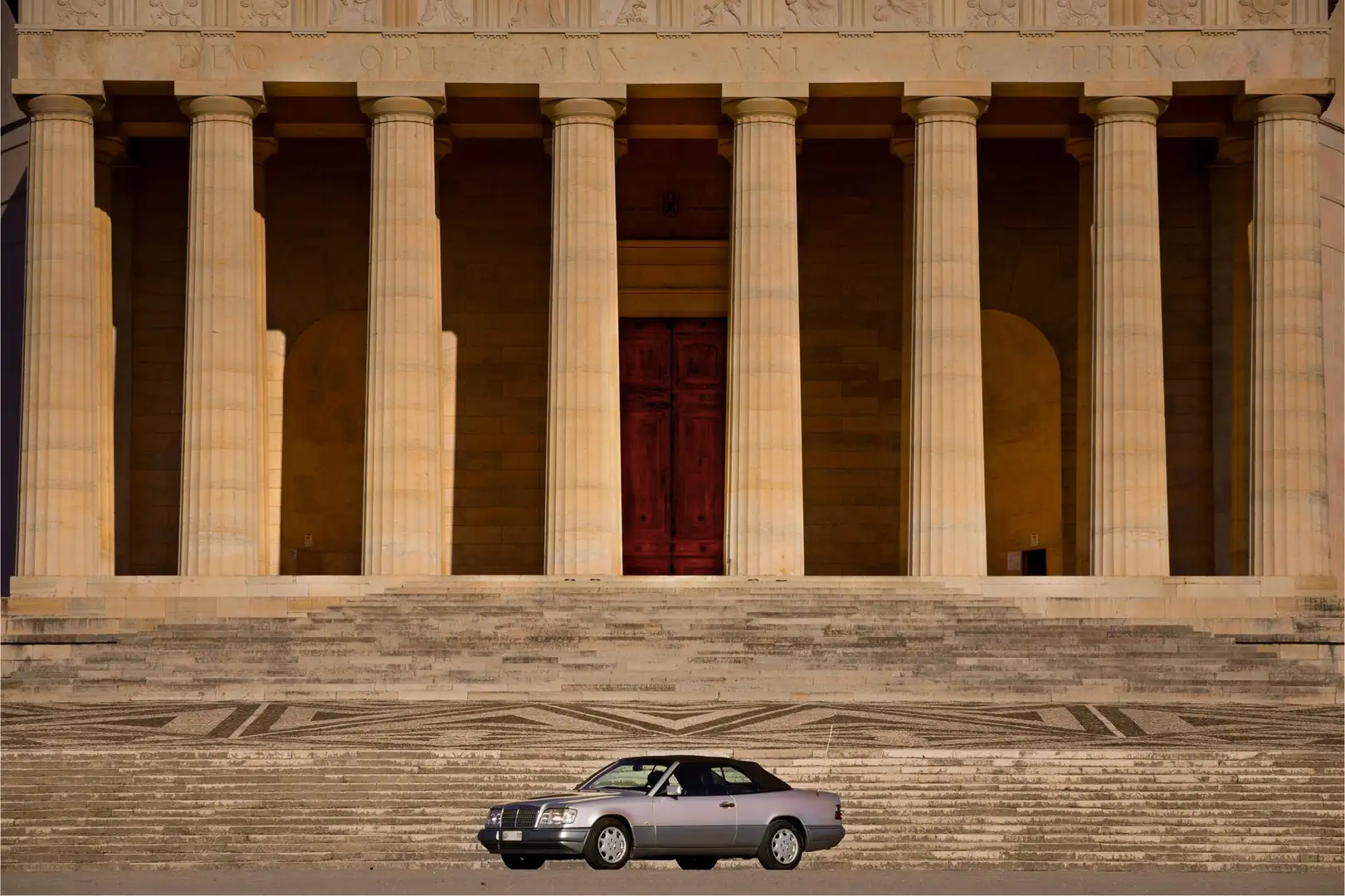 Mercedes-Benz Baureihe 124 A124 Cabriolet Silber - 2