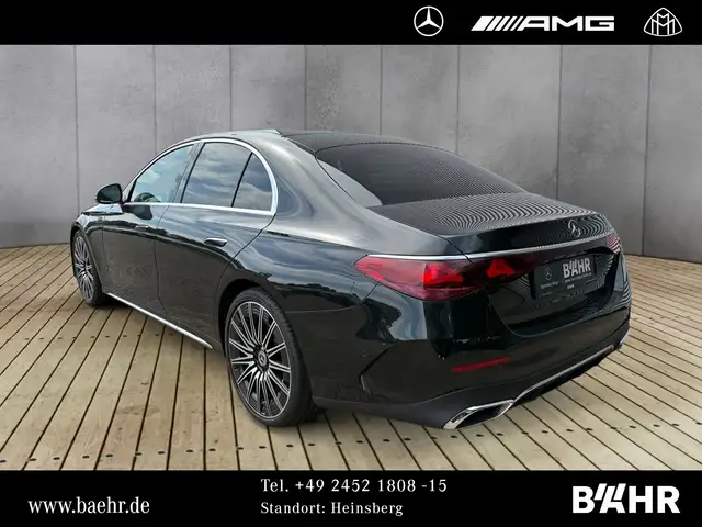 Mercedes-Benz 450 view 3