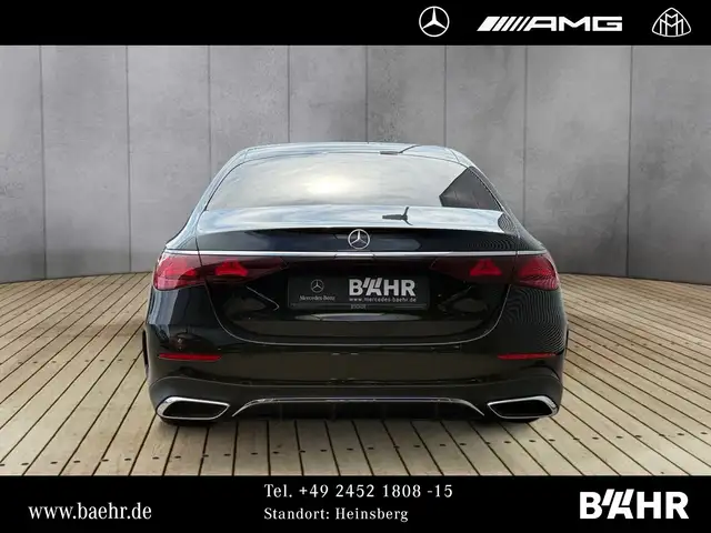 Mercedes-Benz 450 view 8