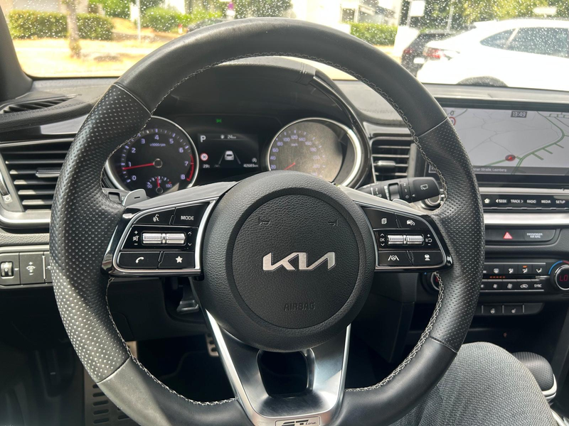 Kia ProCeed / pro_cee'd ProCeed 1.5T-GDI GT-Line Navi Kamera SHZ LED — photo 13