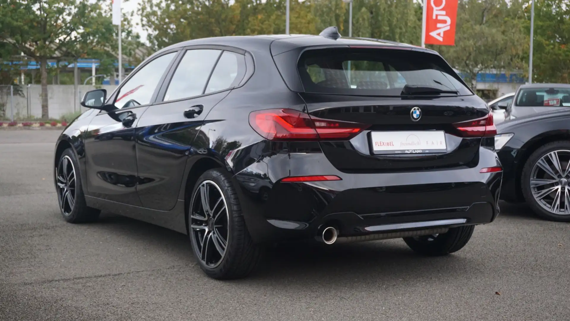 BMW 118 118i Advantage LED Navi Sitzheizung Keyless-Go Negro - 2