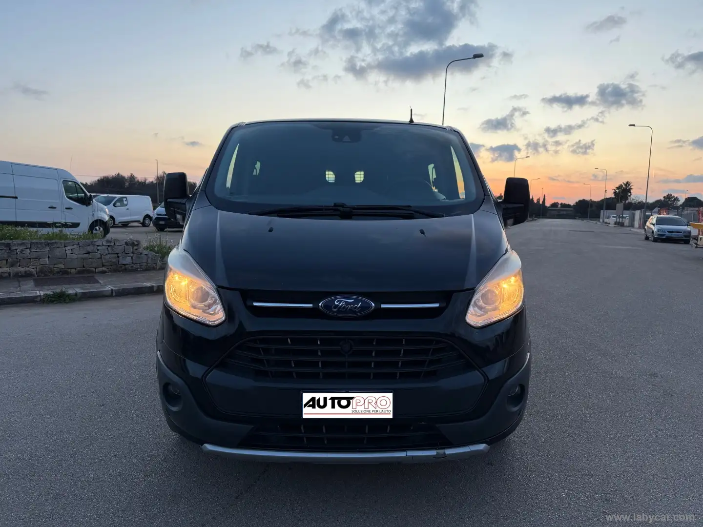 Ford Transit Custom Tran.Cust. 290 2.2TDCi 155 PL-DC Fu.Tre. Nero - 1