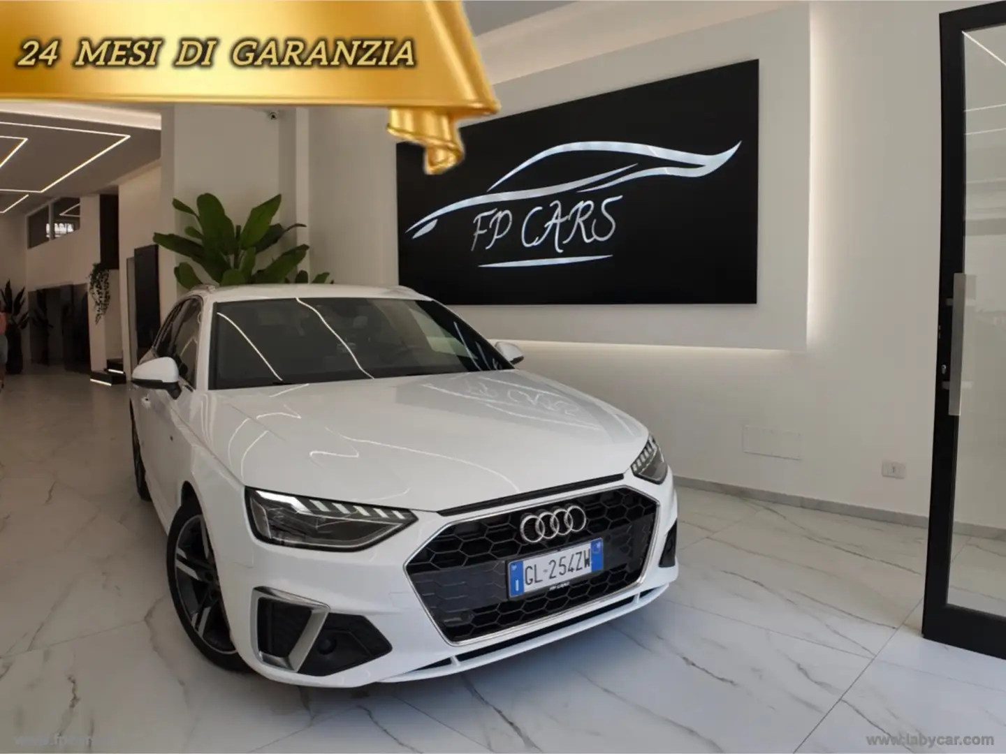 Audi A4 30 TDI/136CV S tronic S line edition Blanc - 1