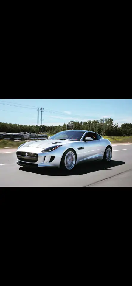 Jaguar F-Type снимка Jaguar F-Type