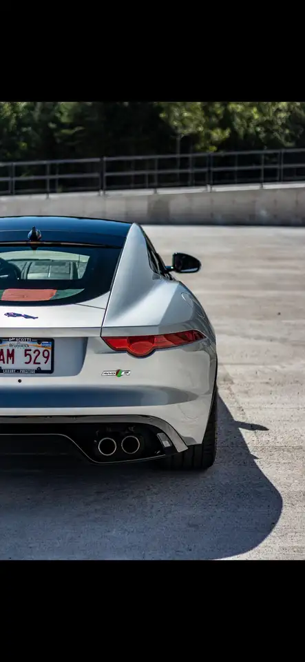 Jaguar F-Type снимка Jaguar F-Type